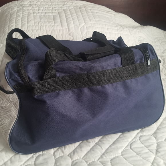 Vintage Y2K 90s Big Dogs Blue Duffle Travel Carry Gym Bag Side Pockets Handles - Picture 4 of 9